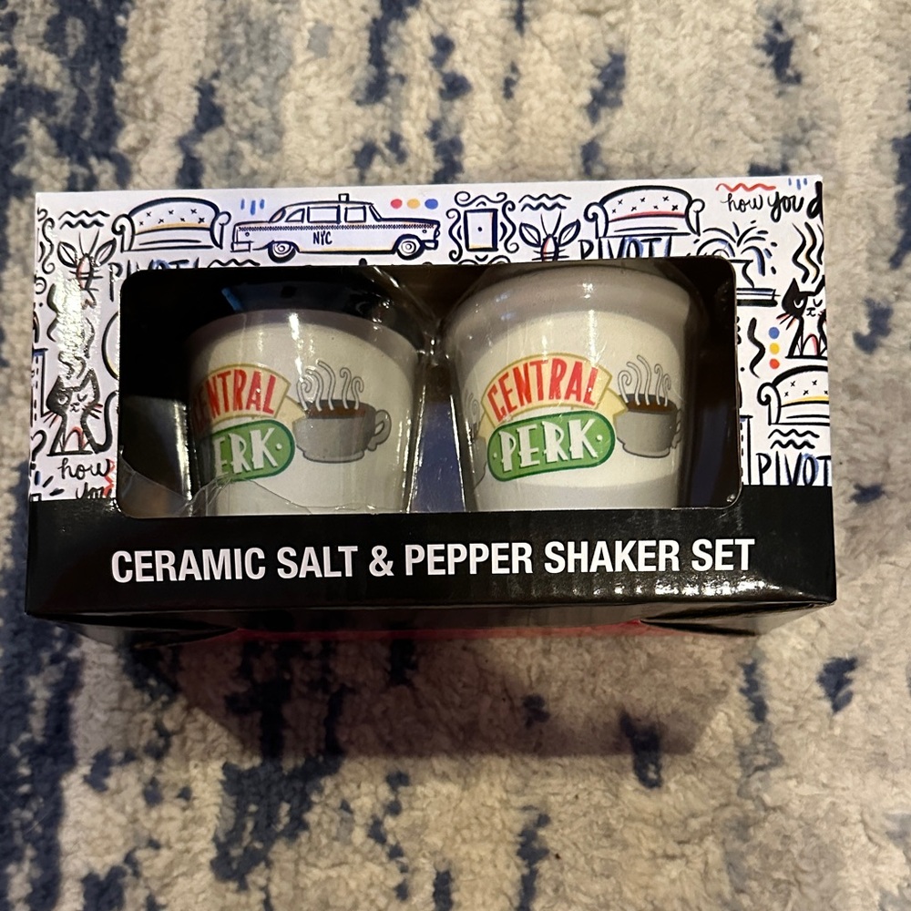 Central Perk Ceramic Salt & Pepper Shaker Set